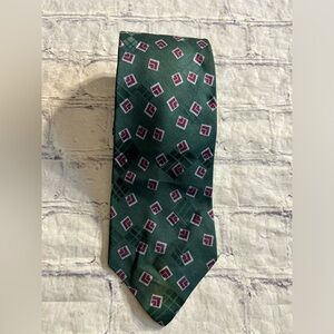 POLO RALPH LAUREN GREEN/BURGUNDY/BLUE GREY DIAMOND PATTERN SILK HAND MADE TIE